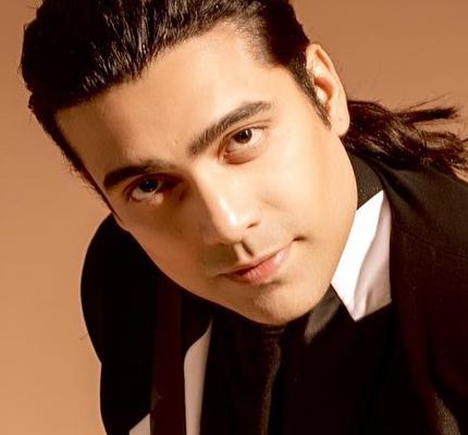 Official profile picture of Jubin Nautiyal