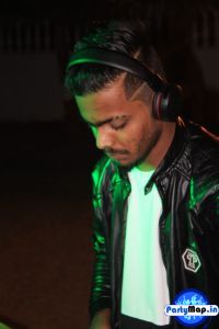 Official profile picture of DJ VISHAL