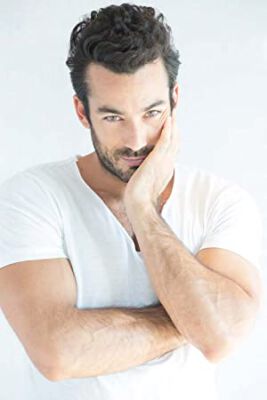 Official profile picture of Aarón Díaz