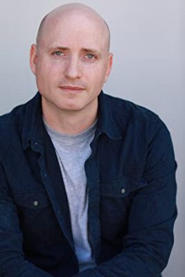 Official profile picture of Aaron Bennett