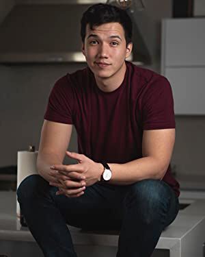 Official profile picture of Aaron Burriss