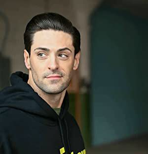 Official profile picture of Aaron Noble