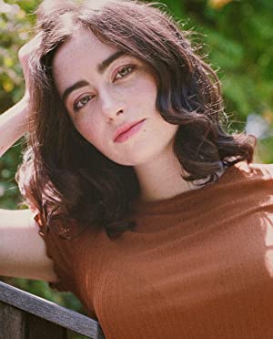 Official profile picture of Abby Quinn
