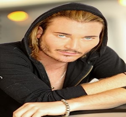 Official profile picture of Adam Moryto