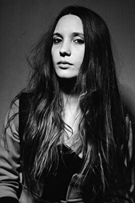 Official profile picture of Adeline Thery
