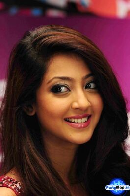 Photo of Aindrita Ray at a concert
