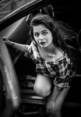 Official profile picture of Akshata Padgaonkar