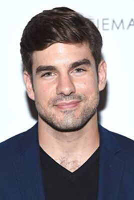 Official profile picture of Alex Esola