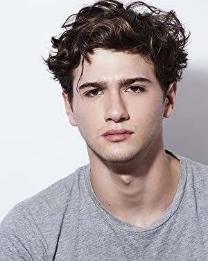 Official profile picture of Alex Fitzalan