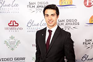 Official profile picture of Alex Tortora