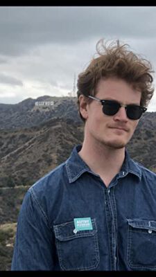 Official profile picture of Andrew Connelly