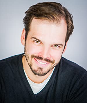 Official profile picture of Andrew Perun