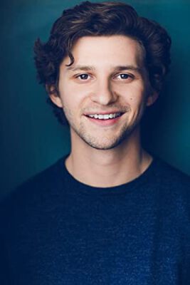 Official profile picture of Andrew Youngerman