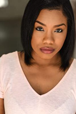 Official profile picture of Angela Peel