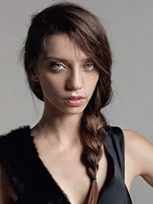 Official profile picture of Angela Sarafyan