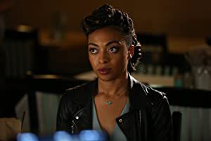 Official profile picture of Angelique Maurnae
