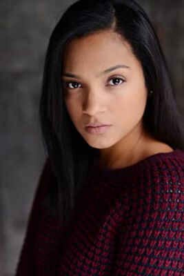 Official profile picture of Angie Castillo