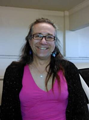 Official profile picture of Ann Thomas