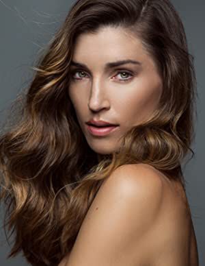 Official profile picture of Annalaina Marks