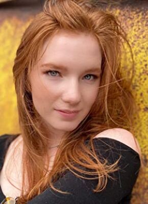 Official profile picture of Annalise Basso
