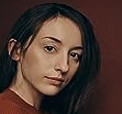 Official profile picture of Annie Knox