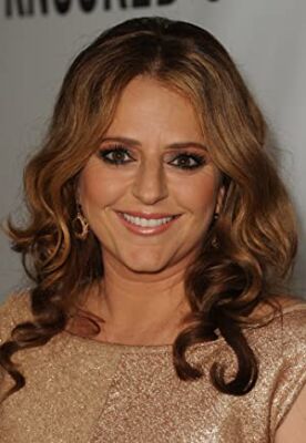 Official profile picture of Annie Mumolo