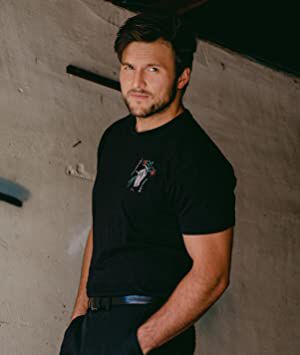 Official profile picture of Anton Hedayat