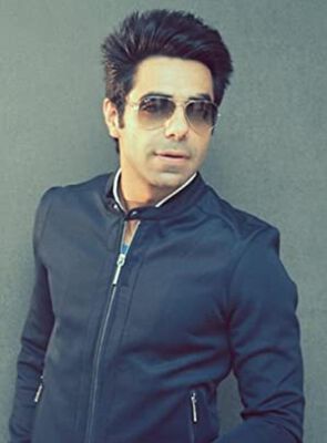 Official profile picture of Aparshakti Khurana