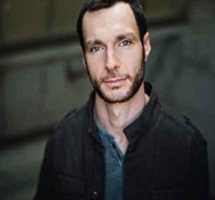 Official profile picture of Ari Blinder