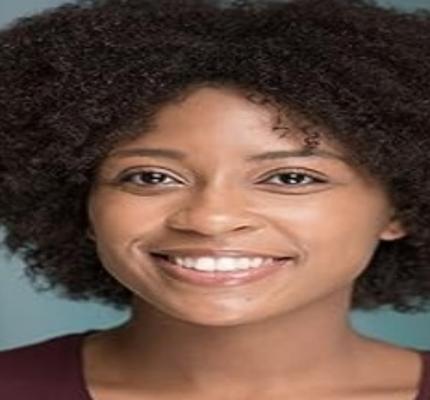 Official profile picture of Ariel Paige