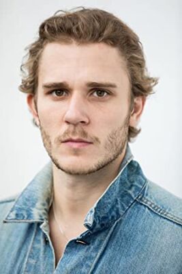 Official profile picture of Aron von Andrian
