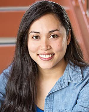 Official profile picture of Aryn Rozelle