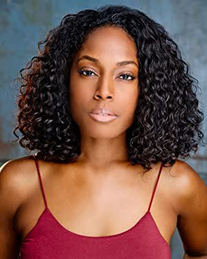 Official profile picture of Ashley Hogan
