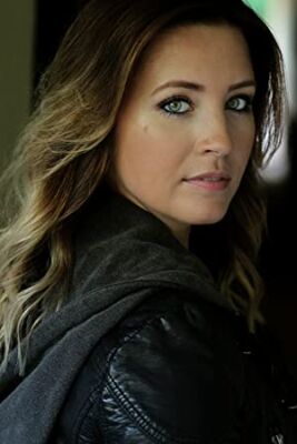 Official profile picture of Ashley White