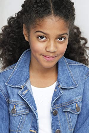 Official profile picture of Aspen Mitchell