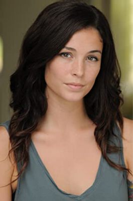 Official profile picture of Ava Hart
