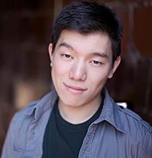 Official profile picture of Avery Lee