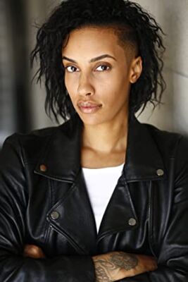 Official profile picture of AzMarie Livingston