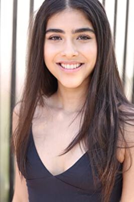 Official profile picture of Azurra Bukhari