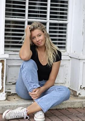 Official profile picture of Bailey Dozier