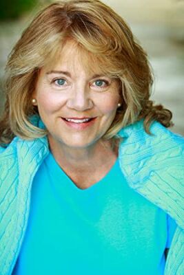 Official profile picture of Betsy Baker