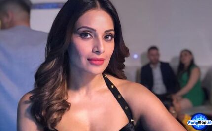 Photo of Bipasha Basu at a concert