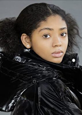 Official profile picture of Blaire Brown