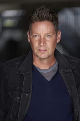Official profile picture of Brett Barrett