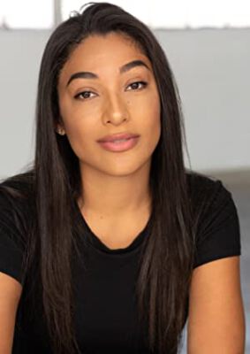 Official profile picture of Brittney Bell
