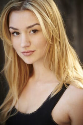 Official profile picture of Cait Castle