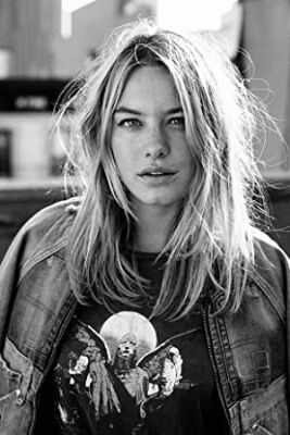 Official profile picture of Camille Rowe