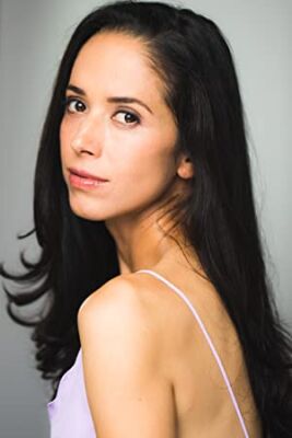 Official profile picture of Carolina Roberts