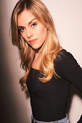 Official profile picture of Caroline Anderson