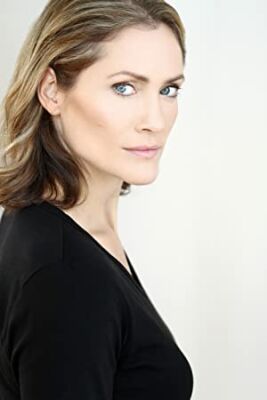 Official profile picture of Carolyn Anderson
